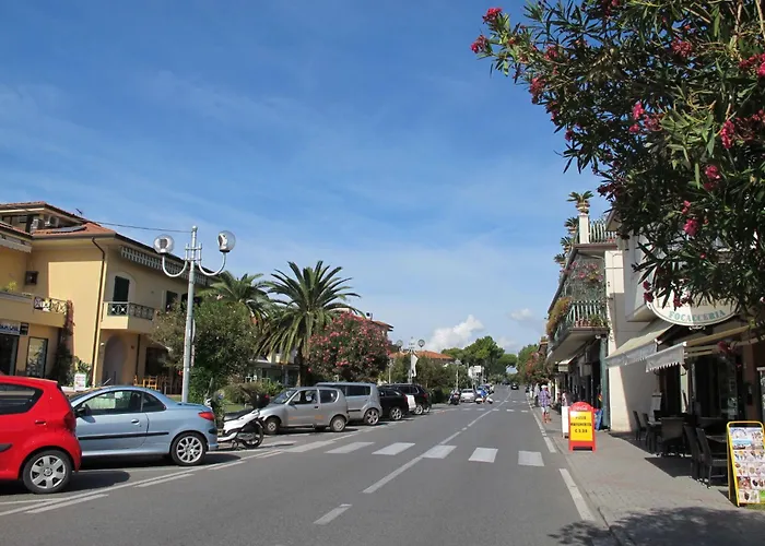 Celeste By Interhome Cinquale