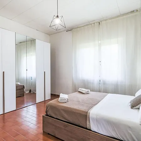 Celeste By Interhome * Cinquale